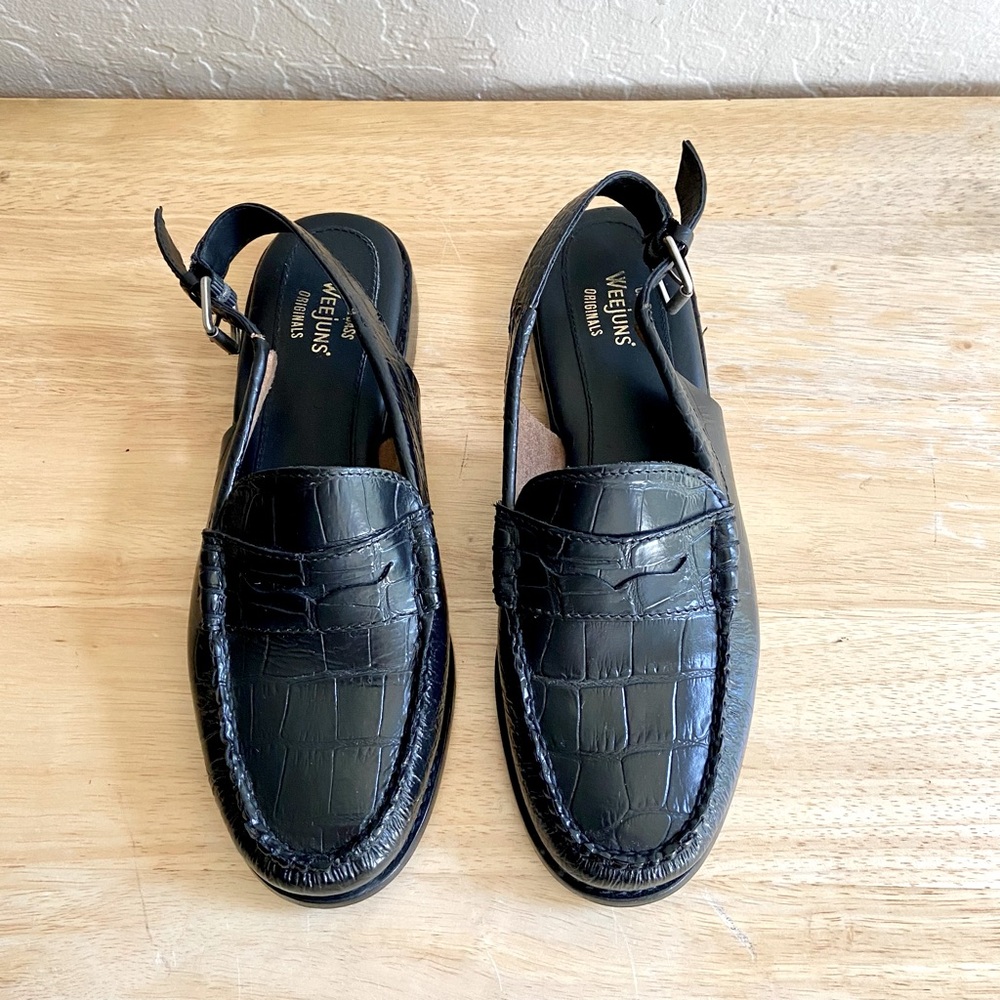 Bass Whitney Weejuns Sling Back Loafer in Black Croc Embossed